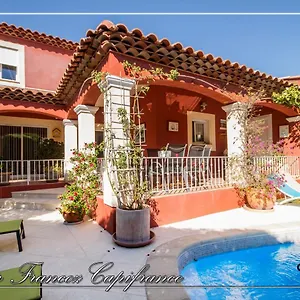 https://villa-scurise-pres-des-lecques.fr-provencehotel.com